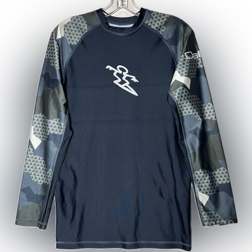 DaHui Adult M Rash Guard - Picture 2 of 3